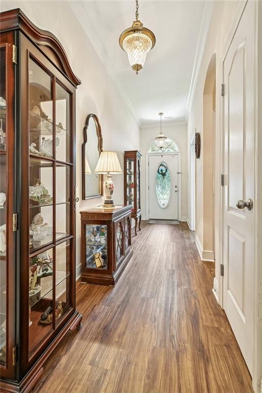 1049 FOREST RIDGE Loop