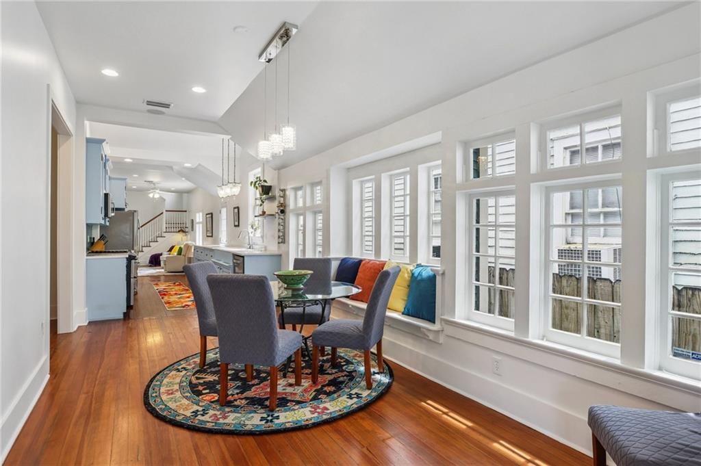 1019 BELLECASTLE Street