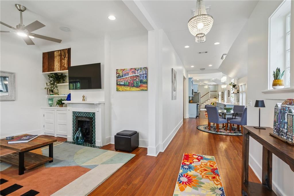 1019 BELLECASTLE Street