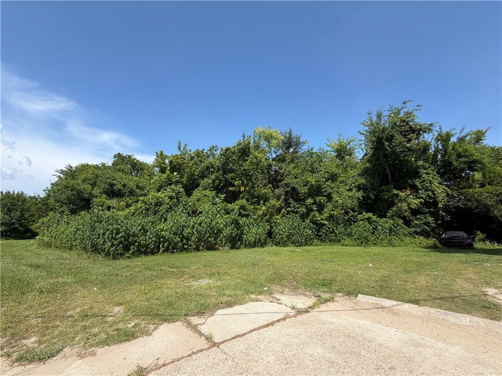 309 ESTATES Drive