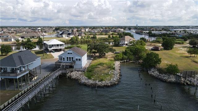 297 LAKEVIEW DR Drive