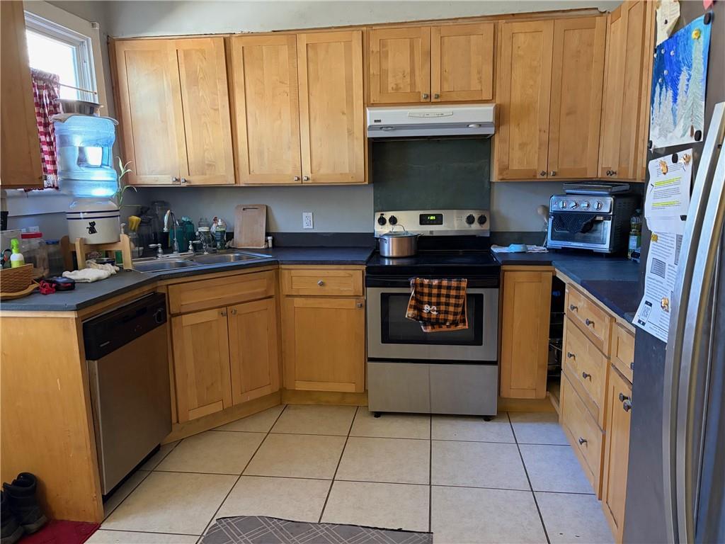 4404 06 WALMSLEY Avenue