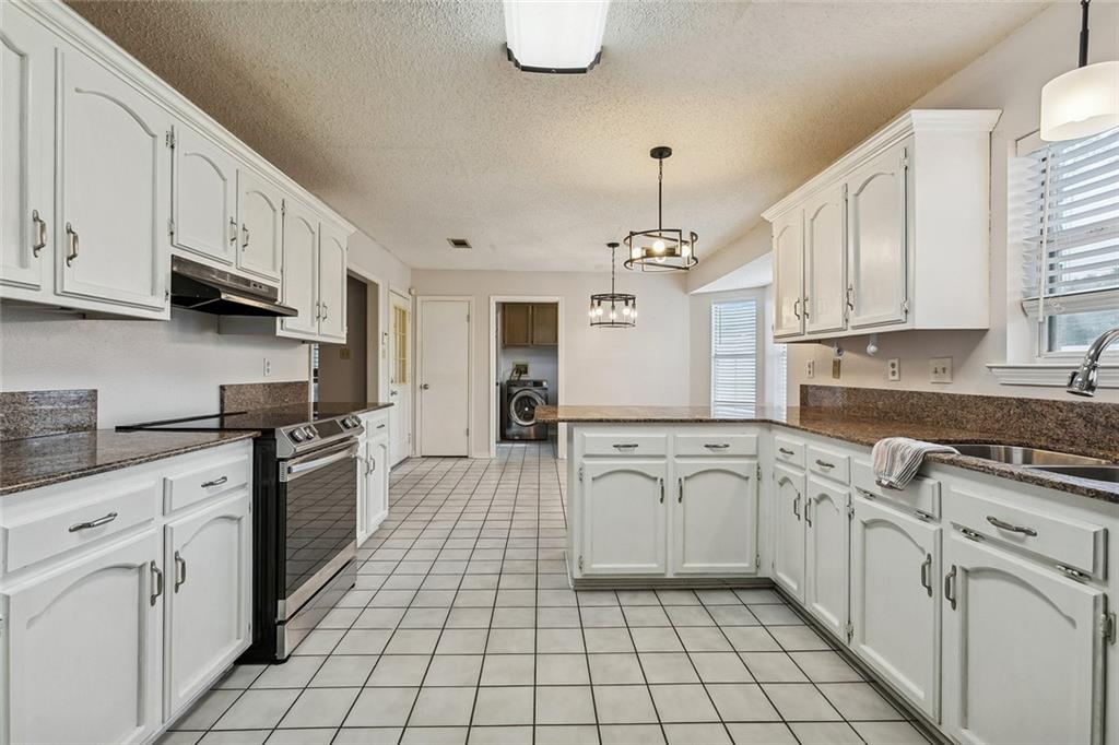 20076 VINEYARD Road