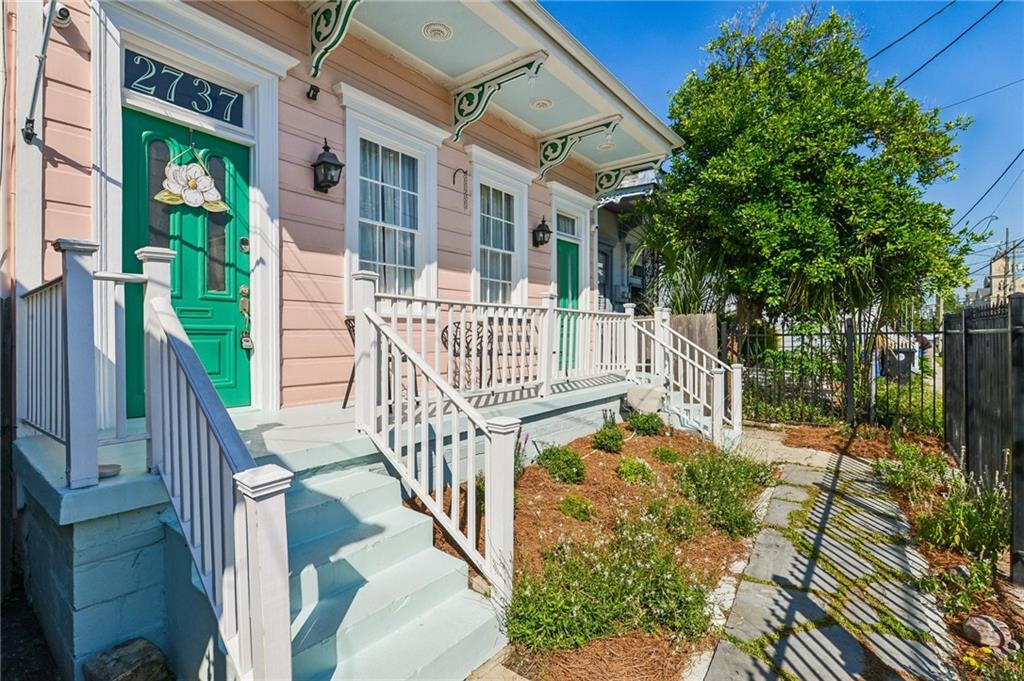 2737 IBERVILLE Street