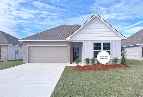 Photo of 46016 Dover Drive, Hammond, LA 70401 (MLS # NO2026010246)