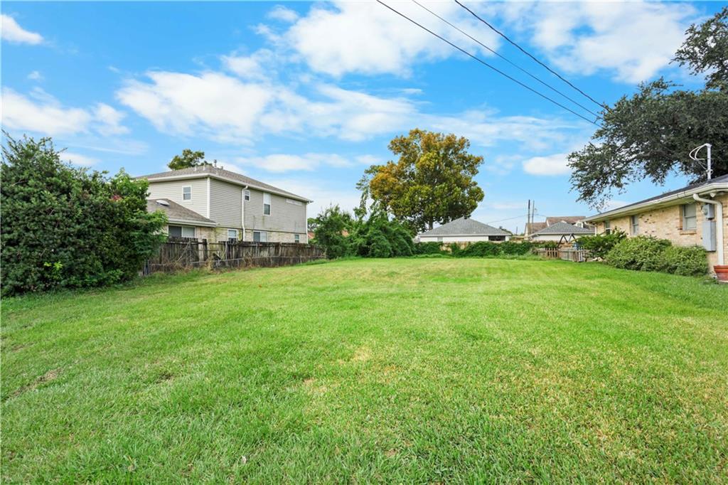 1330 SEMINOLE Avenue