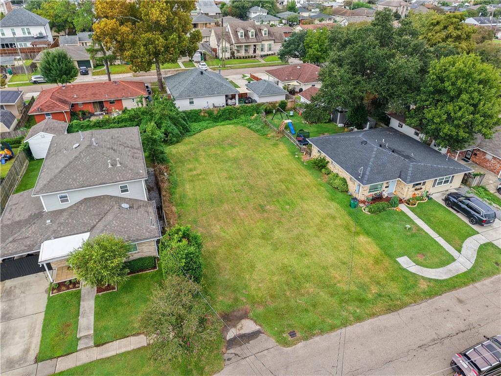 1330 SEMINOLE Avenue