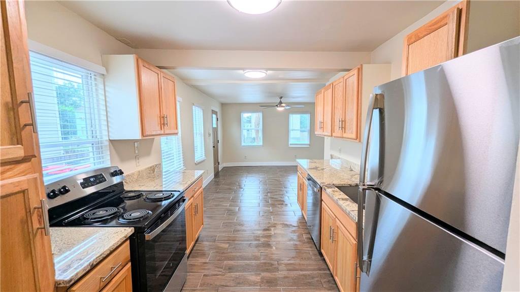 6234 36 CURIE Street