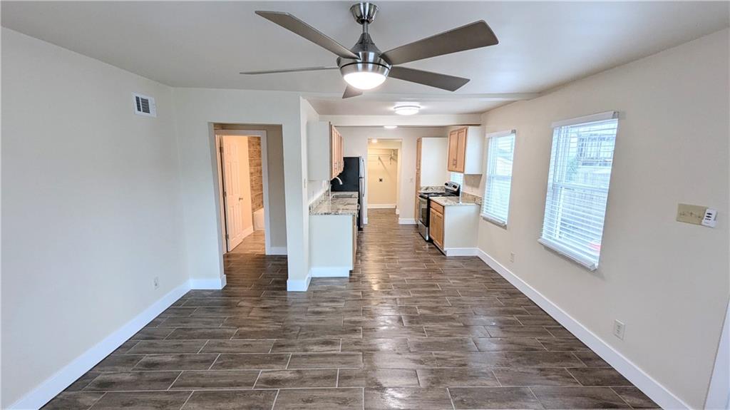 6234 36 CURIE Street