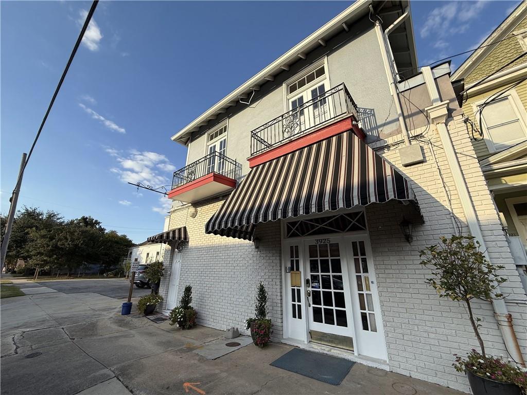 3925 IBERVILLE Street