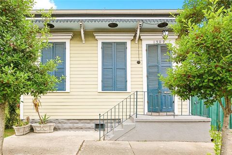 Photo of 1509 N DERBIGNY Street, New Orleans, LA 70116 (MLS # 2559967)