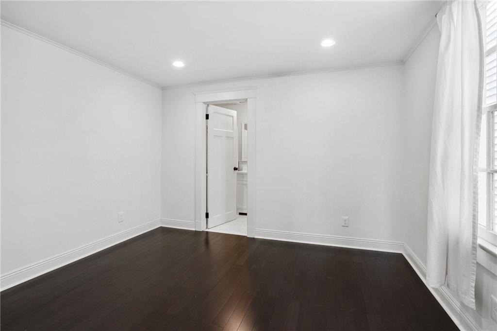 New Orleans, Louisiana 70115, United States, 6 Bedrooms Bedrooms, ,4 BathroomsBathrooms,Residential,Pending,62639