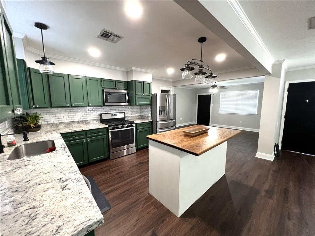 248 WILLOW Drive