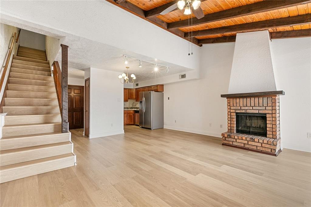 2305 CLEARY Avenue 214