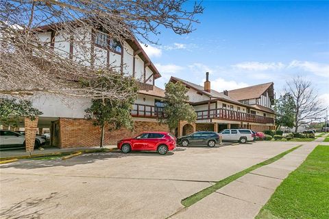 2305 CLEARY Avenue 214 Metairie LA 70001