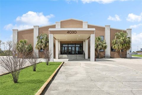 4030 PARIS Road Chalmette LA 70043