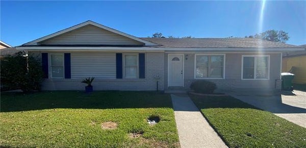 1956 LONGWOOD CT, LA PLACE, LA 70068 - Image 47ae020f4398bcb28339aa5df6d8dc13/673203105