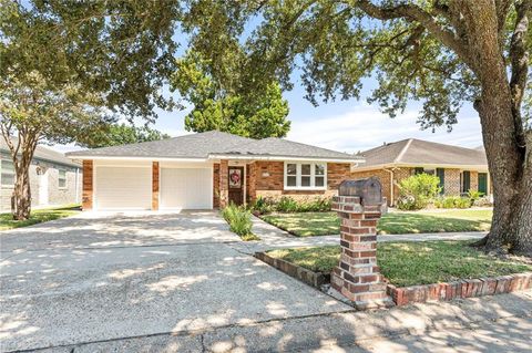 2113 KRISMA Street Metairie LA 70001