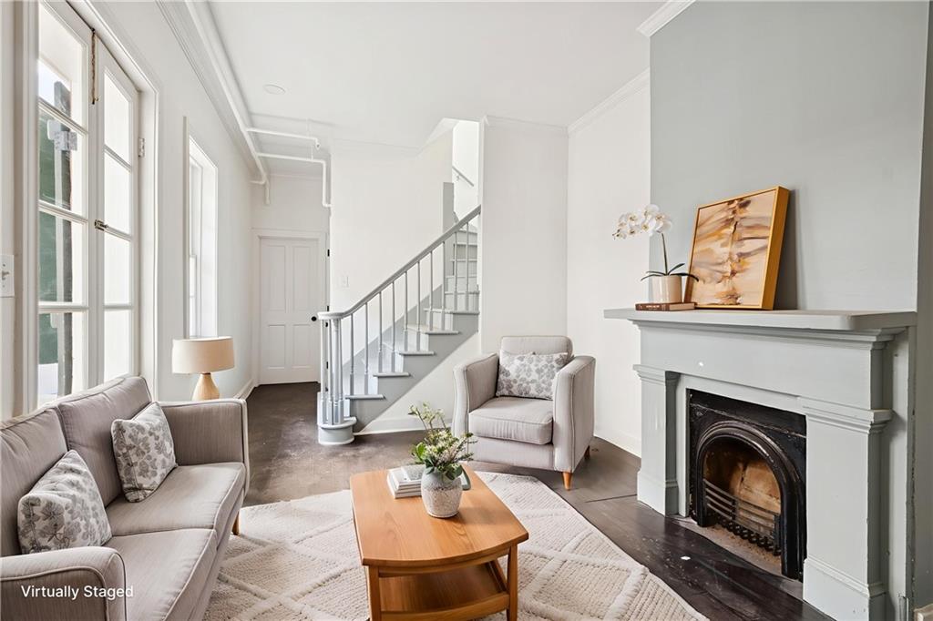 518 GOVERNOR NICHOLLS Street 102