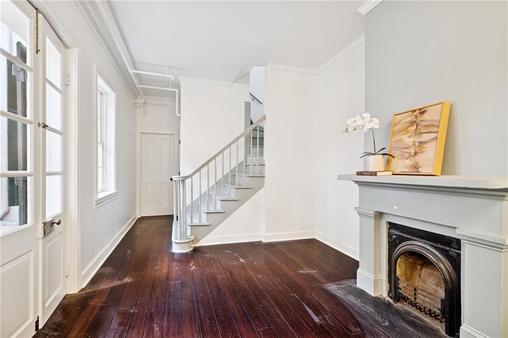 518 GOVERNOR NICHOLLS Street 102