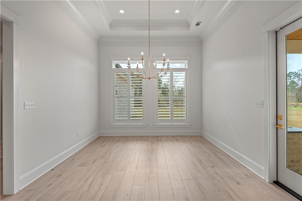 Covington, Louisiana 70435, United States, 4 Bedrooms Bedrooms, ,4 BathroomsBathrooms,Residential,Pending,38104