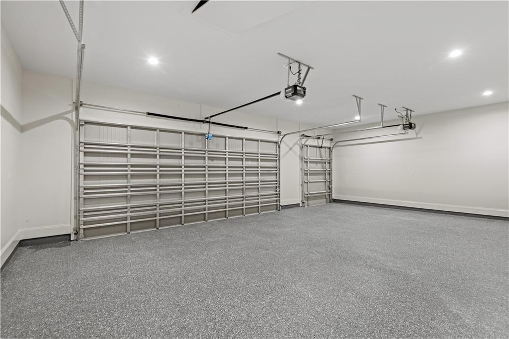 Covington, Louisiana 70435, United States, 4 Bedrooms Bedrooms, ,4 BathroomsBathrooms,Residential,Pending,38104