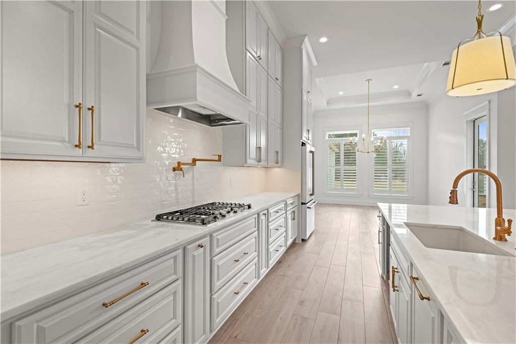 Covington, Louisiana 70435, United States, 4 Bedrooms Bedrooms, ,4 BathroomsBathrooms,Residential,Pending,38104