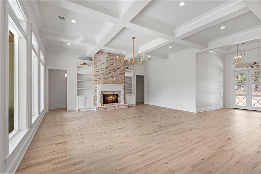 Covington, Louisiana 70435, United States, 4 Bedrooms Bedrooms, ,4 BathroomsBathrooms,Residential,Pending,38104