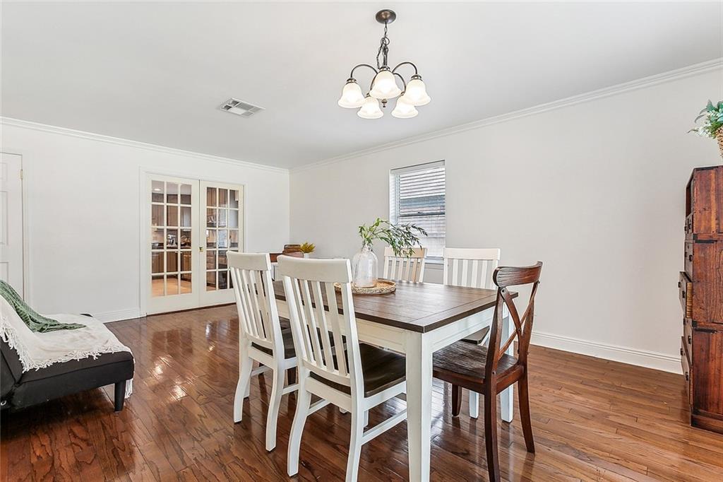 Gretna, Louisiana 70056, United States, 3 Bedrooms Bedrooms, ,2 BathroomsBathrooms,Residential,Pending,55064