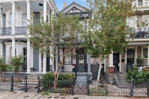 1227 ANNUNCIATION Street New Orleans LA 70130