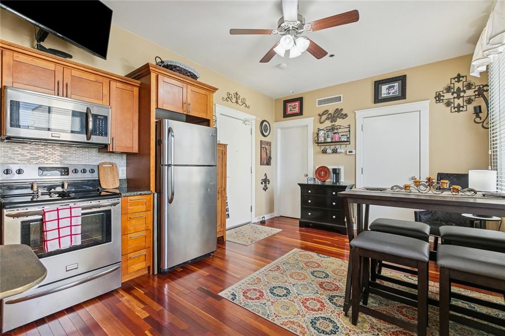 1224 ST CHARLES Avenue 318