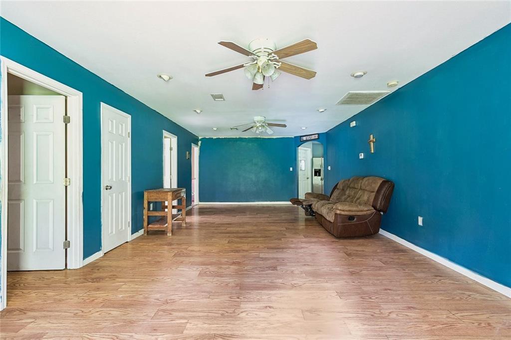 16342 JOHNS Drive