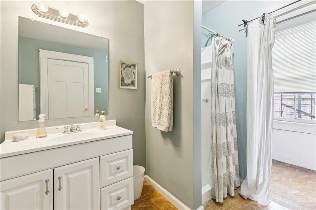 New Orleans, Louisiana 70118, United States, 3 Bedrooms Bedrooms, ,2 BathroomsBathrooms,Residential,Active,189848