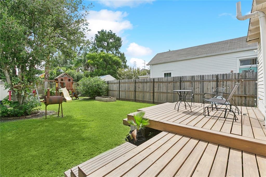 New Orleans, Louisiana 70118, United States, 3 Bedrooms Bedrooms, ,2 BathroomsBathrooms,Residential,Active,189848