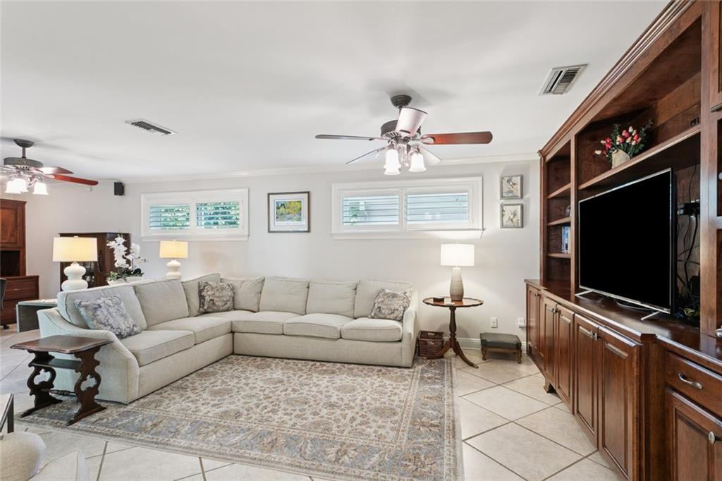 1408 POINSETTA Drive