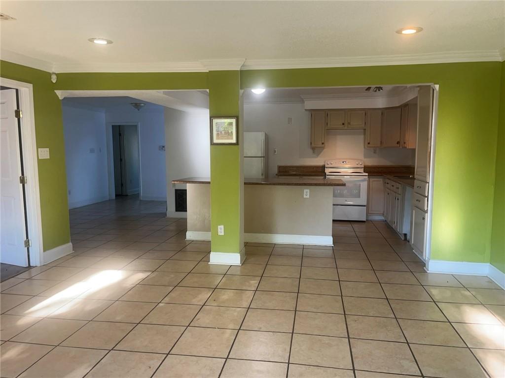 New Orleans, Louisiana 70126, United States, 4 Bedrooms Bedrooms, ,2 BathroomsBathrooms,Residential,Pending,61027