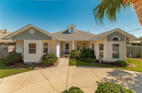 201 COLONIAL CLUB Drive Harahan LA 70123