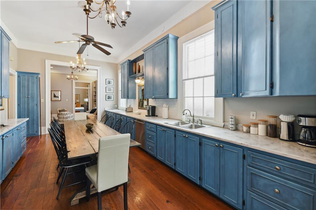 1018 SAINT FERDINAND Street