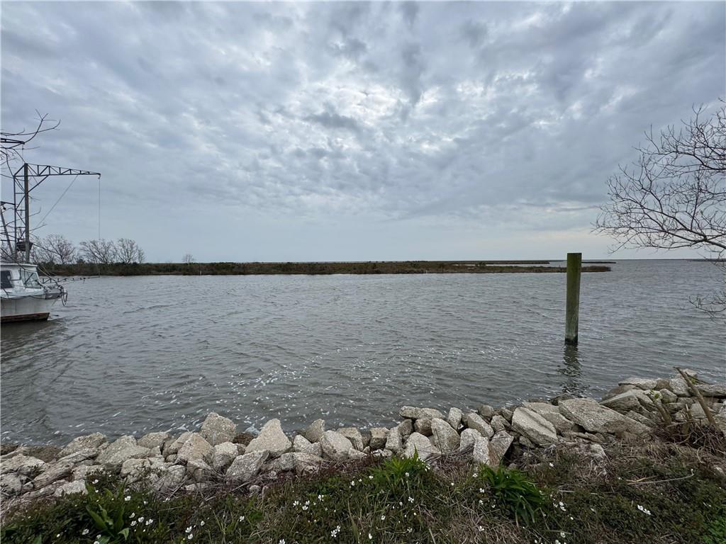 New Orleans, Louisiana 70129, United States, 2 Bedrooms Bedrooms, ,1 BathroomBathrooms,Residential,Active,145120