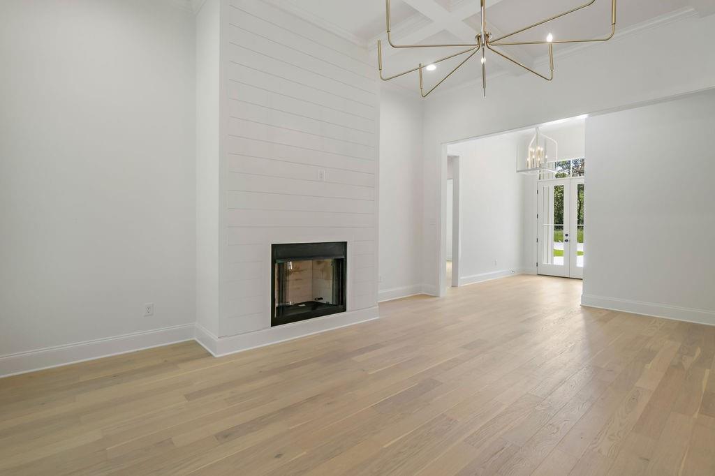 609 KRISTIAN Court