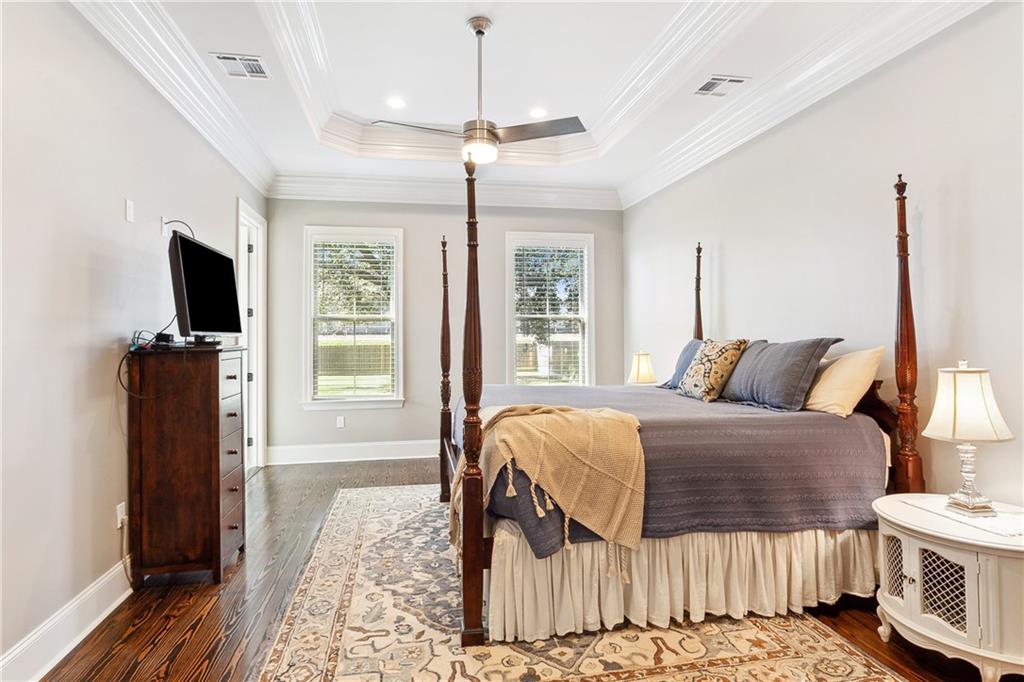 New Orleans, Louisiana 70122, United States, 4 Bedrooms Bedrooms, ,3 BathroomsBathrooms,Residential,Pending,66679