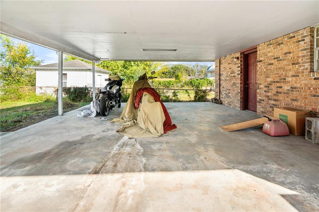 4129 HASTINGS Street