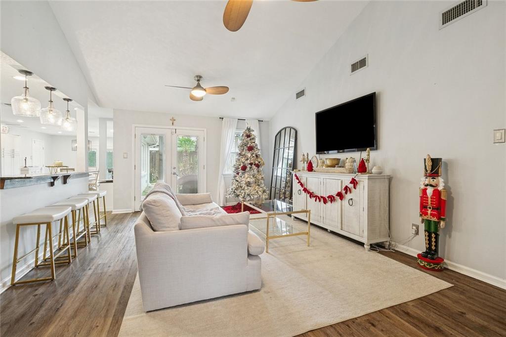 62 DRIFTWOOD Boulevard