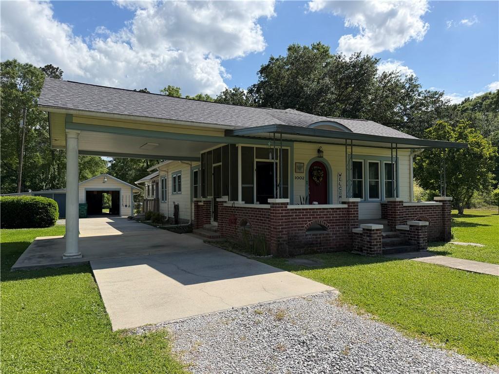 1002 SUPERIOR Avenue