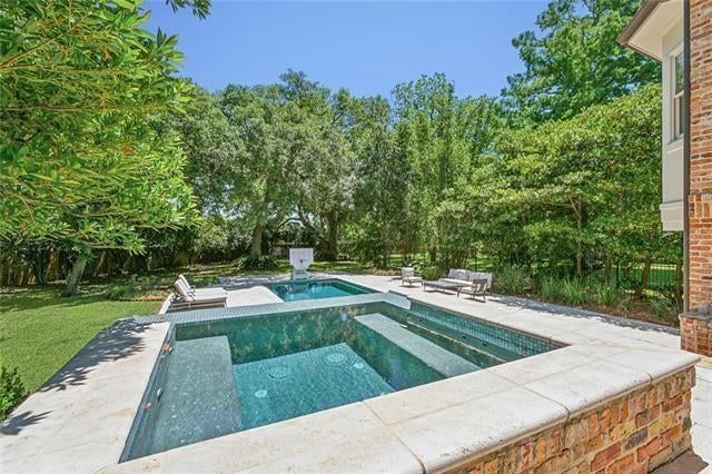 River Ridge, Louisiana, 70123, United States, 4 Bedrooms Bedrooms, ,5 BathroomsBathrooms,Residential,Active,2034693