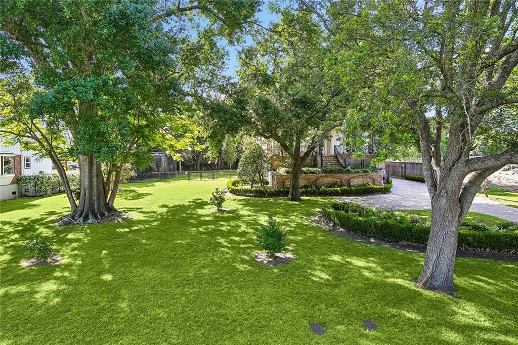 River Ridge, Louisiana, 70123, United States, 4 Bedrooms Bedrooms, ,5 BathroomsBathrooms,Residential,Active,2034693