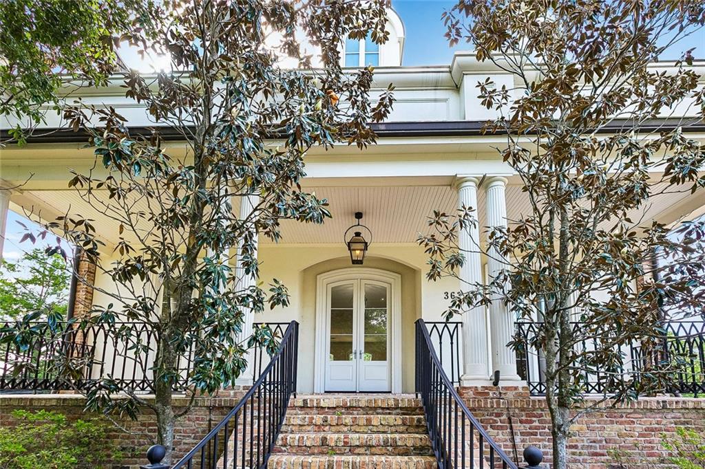 River Ridge, Louisiana, 70123, United States, 4 Bedrooms Bedrooms, ,5 BathroomsBathrooms,Residential,Active,2034693