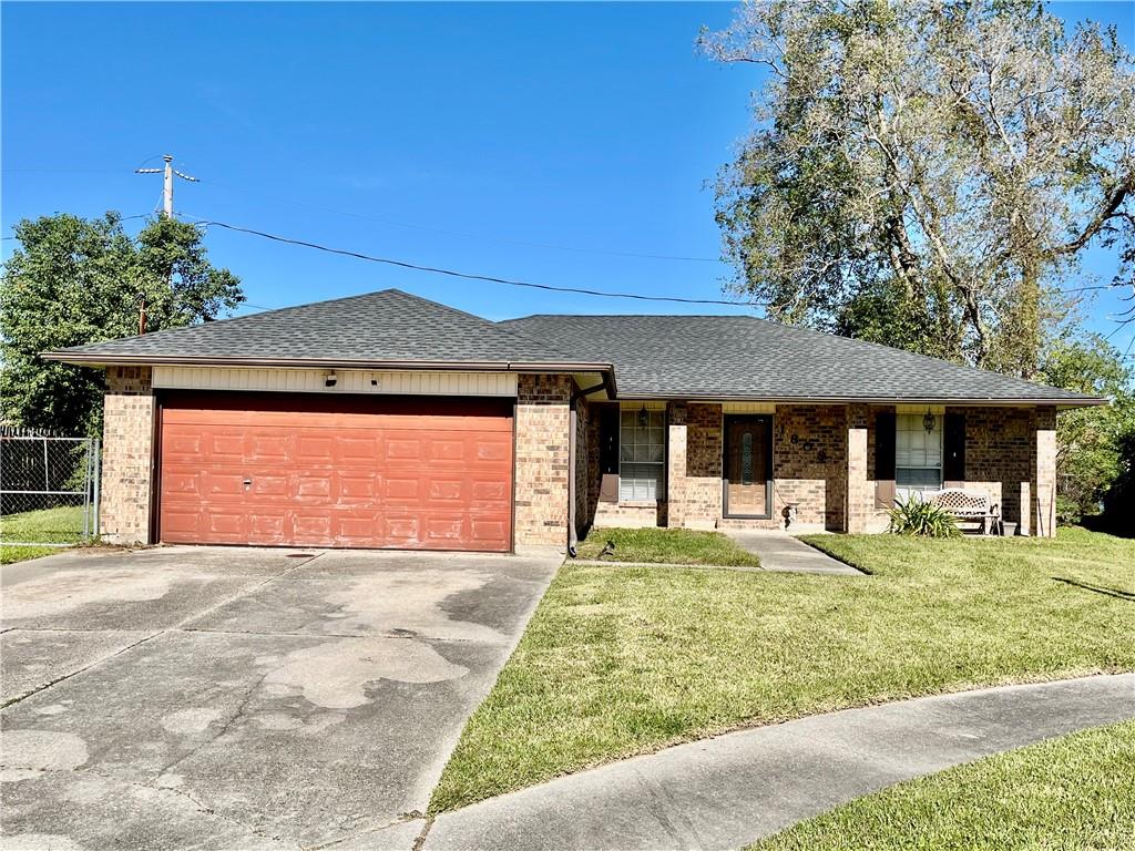1809 ARMANT Court