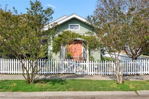 3140 UPPERLINE Street New Orleans LA 70125