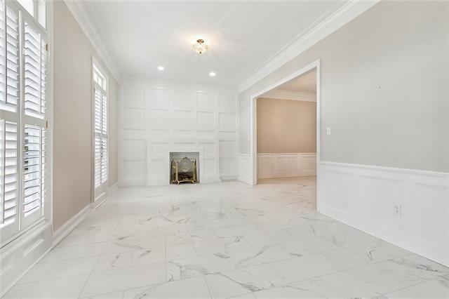 23 ROSEDOWN Drive